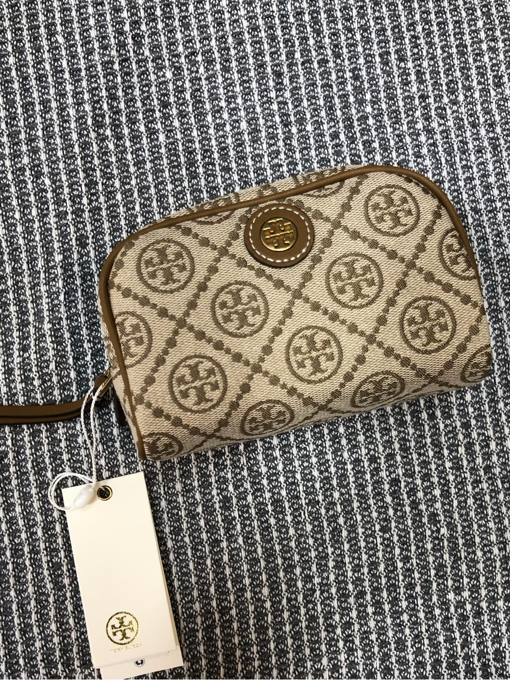 Tory Burch Beige Logo Zip Cosmetic Case